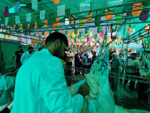 تصاویر/  محل عرضه و ذبح شرعی و بهداشتی دام در روز عید قربان