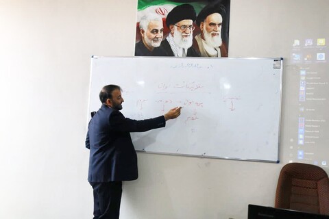 تصاویر/برگزاری کارگاه «شبهه‌شناسی در رسانه و فضای مجازی» در شهر مقدس قم