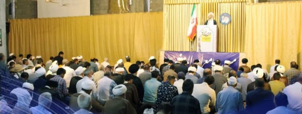 امام خمینی(ره) ثابت کرد دین، افیون ملت‌ها نیست