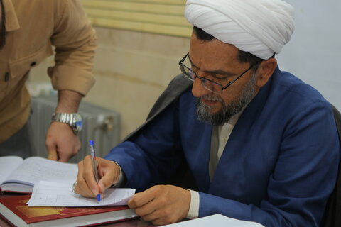 برگزاری امتحان شفاهی در مدرسه آیت الله آخوند (ره)