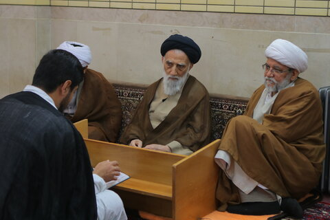 برگزاری امتحان شفاهی در مدرسه آیت الله آخوند (ره)