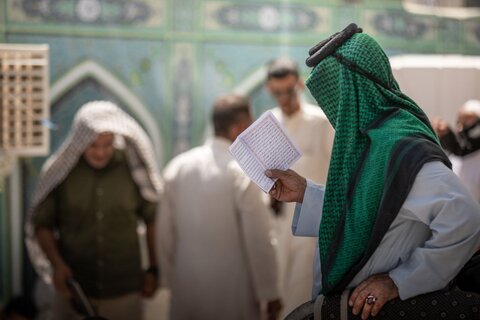 أجواء روحانية إيمانية في زيارة الإمام الحسين يوم عرفة
