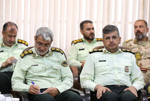 تصاویر/ دیدار فرمانده انتظامی استان قم  با آیت الله اعرافی