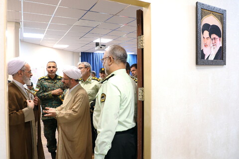 تصاویر/ دیدار فرمانده انتظامی استان قم  با آیت الله اعرافی