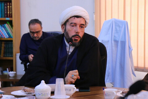 نشست رونمایی از کتاب درسی جدید حوزه علمیه با عنوان علوم قرآنی