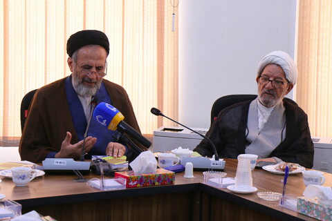 نشست رونمایی از کتاب درسی جدید حوزه علمیه با عنوان علوم قرآنی