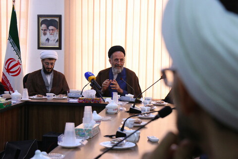 نشست رونمایی از کتاب درسی جدید حوزه علمیه با عنوان علوم قرآنی