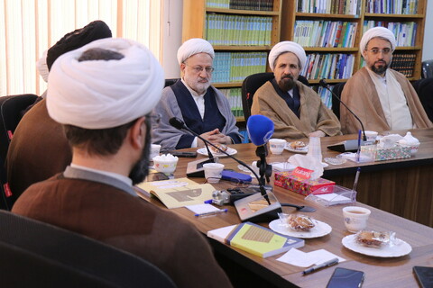 نشست رونمایی از کتاب درسی جدید حوزه علمیه با عنوان علوم قرآنی