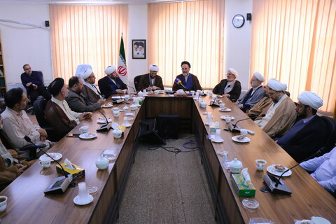 نشست رونمایی از کتاب درسی جدید حوزه علمیه با عنوان علوم قرآنی