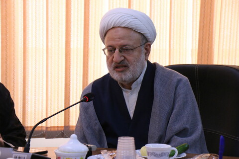 نشست رونمایی از کتاب درسی جدید حوزه علمیه با عنوان علوم قرآنی