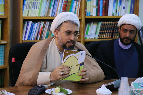 نشست رونمایی از کتاب درسی جدید حوزه علمیه با عنوان علوم قرآنی