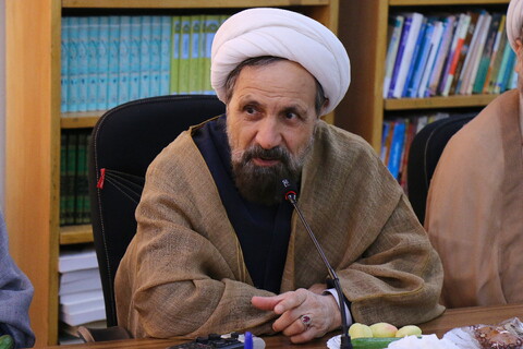 نشست رونمایی از کتاب درسی جدید حوزه علمیه با عنوان علوم قرآنی