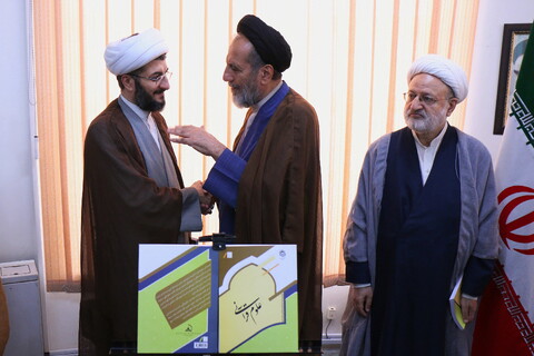 نشست رونمایی از کتاب درسی جدید حوزه علمیه با عنوان علوم قرآنی