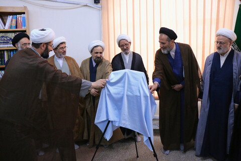 نشست رونمایی از کتاب درسی جدید حوزه علمیه با عنوان علوم قرآنی
