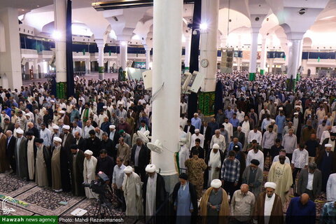 Photos / Prière de l'Aïd el-Adha à la Sainte Mosquée de Qom