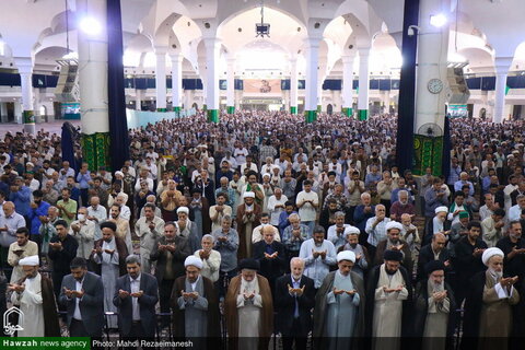 Photos / Prière de l'Aïd el-Adha à la Sainte Mosquée de Qom