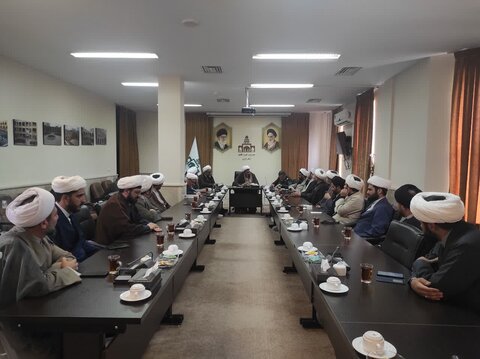 تصاویر / دیدار فرمانده سپاه استان قزوین با مدیر حوزه علمیه  قزوین