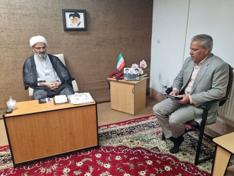 تصاویر/ دیدار با مدیرکل و کارکنان منابع طبیعی استان سمنان به نماینده ولی فقیه در استان