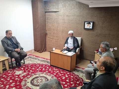 تصاویر/ دیدار با مدیرکل و کارکنان منابع طبیعی استان سمنان به نماینده ولی فقیه در استان