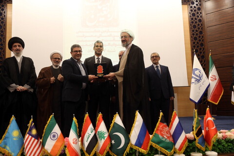 تصاویر/ چهارمین همایش بین‌المللی معرفت و رسالت حسینی