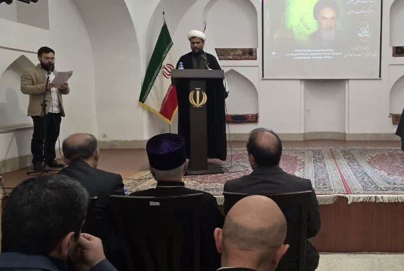 اندیشه‌های بنیانگذار کبیر انقلاب اسلامی مسیر تعالی فردی و پیشرفت جوامع را روشن می‌کند