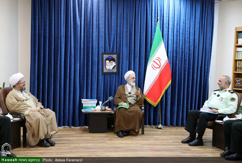 قدردانی آیت الله اعرافی از همکاری‌ فراجا در برگزاری همایش یکصدمین سالگشت بازتأسیس حوزه علمیه قم