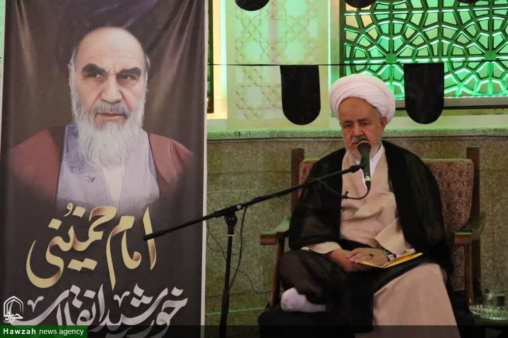 انقلاب اسلامی منجر به نقش آفرینی و اثربخشی اسلام در جوامع بشری شد/ارتقای قدرت دفاعی ایران؛ دستاورد انقلاب امام راحل