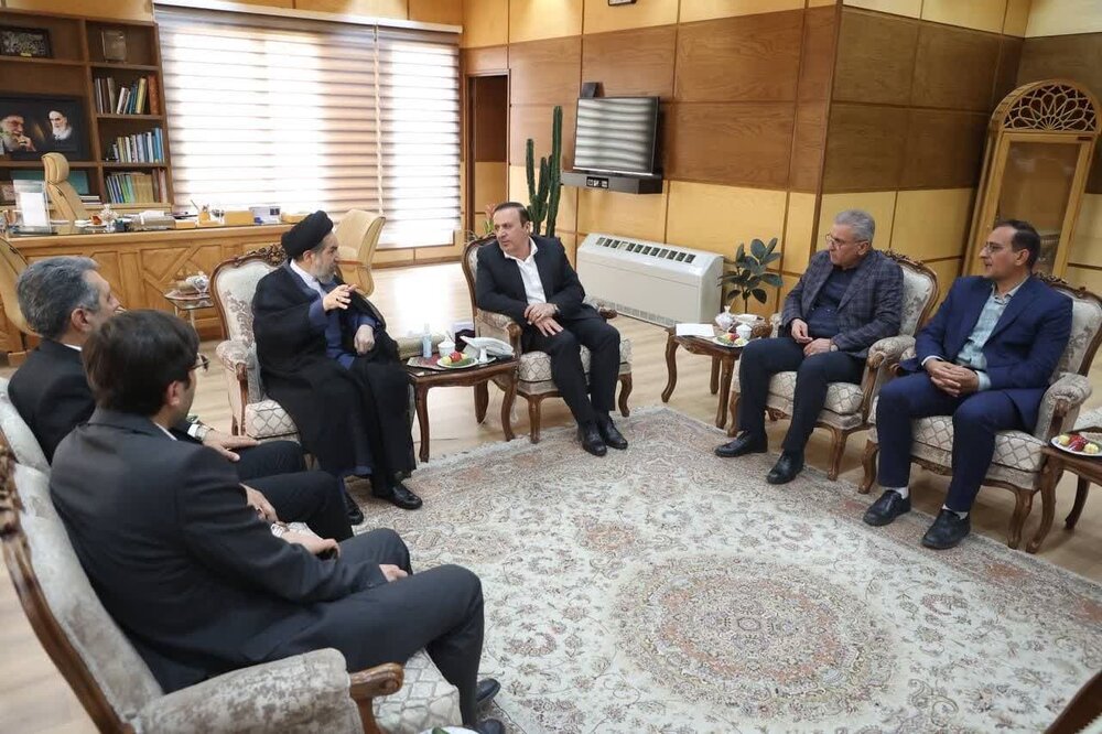 امام‌جمعه موقت تهران با استاندار قزوین دیدار کرد