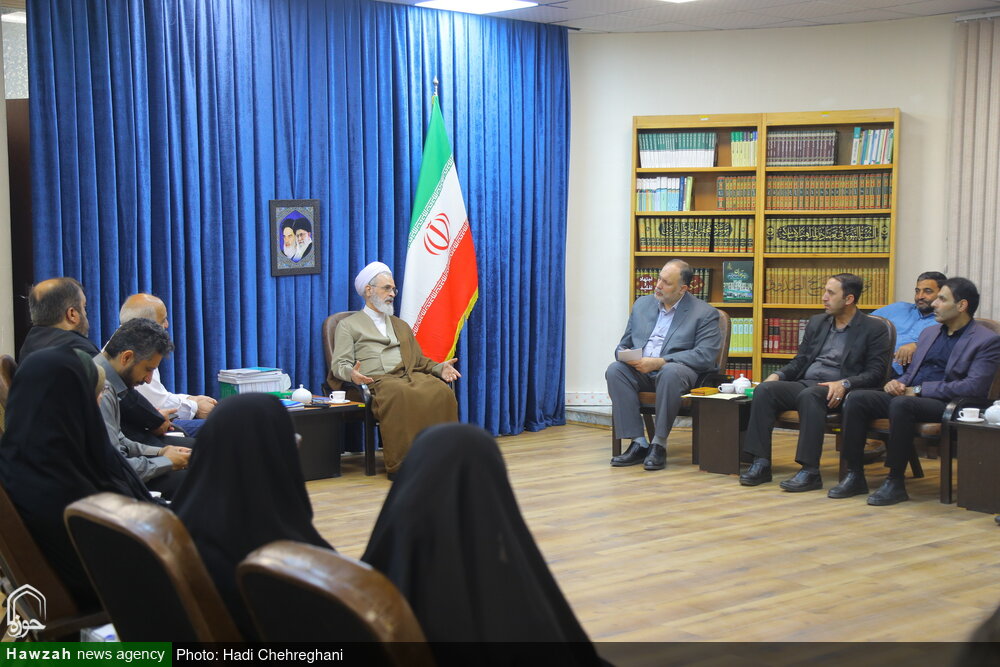 Кум должен оставаться знаменосцем религиозной и национальной идентичности / Необходимость переосмысления Ашуры в соответствии с потребностями молодого поколения