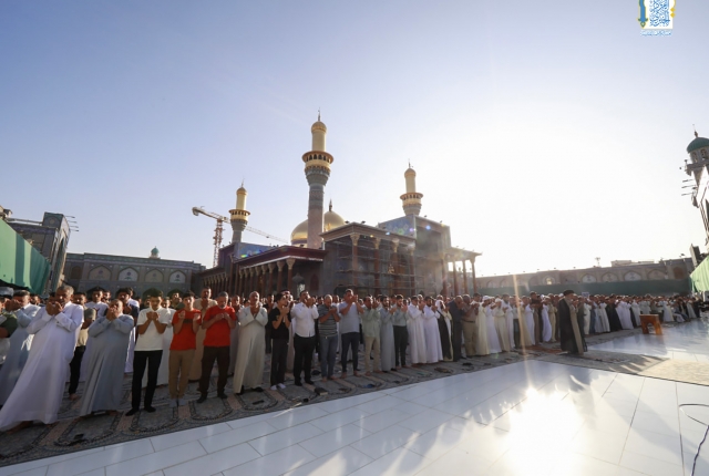 تصاویر/ برگزاری نماز عید قربان در حرم امامین کاظمین (علیهما السلام)