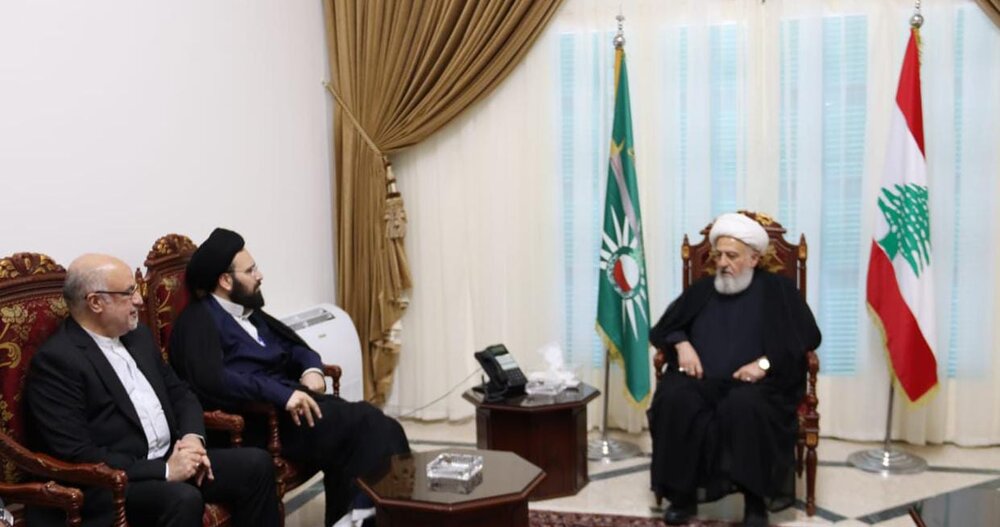 Imam Khomeini alianzisha harakati kubwa zaidi ya mapinduzi harakati ambayo mafundisho yake yamechukuliwa kutoka katika kina cha uislamu