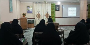 برگزاری جلسه آموزشی "تغذیه و نقش آن در پیشگیری از بیماری‌های غیر واگیر" در آبادان