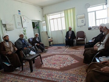 تصاویر/ بازدید معاون پژوهش حوزه علمیه خوزستان از مدرسه علمیه آیت الله قاضی دزفول