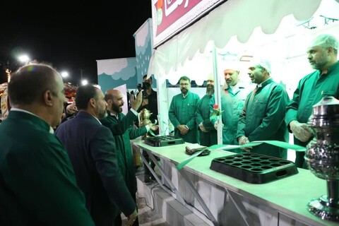 افتتاح موکب و چایخانه امام رضا(ع) در شهربازی کرمان