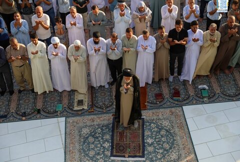 برگزاری نماز عید قربان در حرم امامین کاظمین (علیهما السلام)