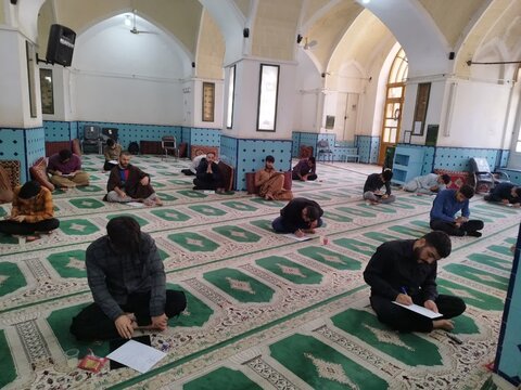 تصاویر/ امتحانات نهایی طلاب مدرسه علمیه آیت‌الله مدنی کاشانی(ره)