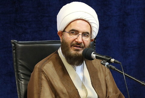 تصاویر/ دیدار رئیس شورای سیاست گذاری ائمه جمعه با آیت الله اعرافی