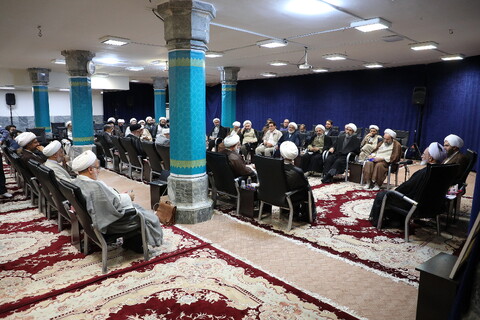 تصاویر/ دیدار رئیس شورای سیاست گذاری ائمه جمعه با آیت الله اعرافی