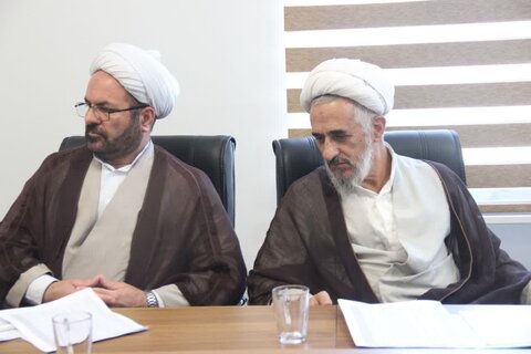 تصاویر / جلسه شورای حوزه علمیه استان قزوین برگزارشد