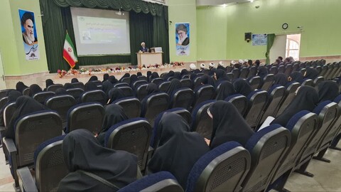 تصاویر/ دوره توانمندسازی اقشار تاثیرگذار و کنشگر " نشر مبانی اندیشه ای امامین انقلاب " در شهرستان اهر