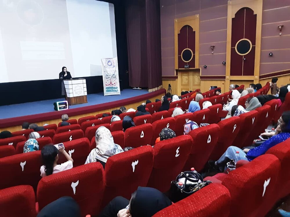 معرفی شهیده فاطمه نیک به‌عنوان الگوی تعهد و شجاعت