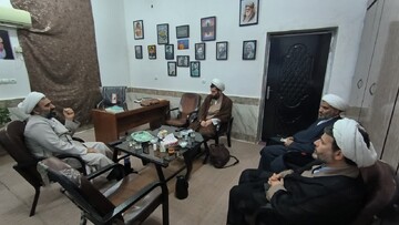 ظرفیت‌ها و چالش‌های پژوهشی مدرسه علمیه امام جعفر صادق (ع) اندیمشک بررسی شد