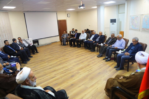 تصاویر / دیدار اعضای ستاد توسعه و بازسازی عتبات با آیت الله اعرافی