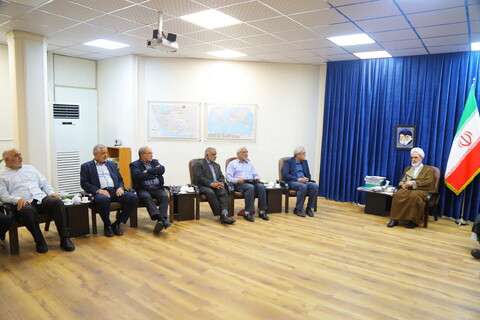 تصاویر / دیدار اعضای ستاد توسعه و بازسازی عتبات با آیت الله اعرافی