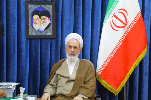 تصاویر / دیدار اعضای ستاد توسعه و بازسازی عتبات با آیت الله اعرافی