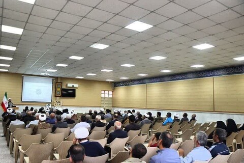 تصاویر | دیدار نماینده ولی فقیه در استان زنجان با ائمه جماعات و هیئت امنای تعدادی از مساجد زنجان