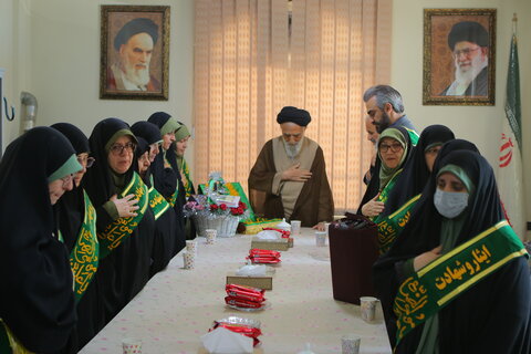 تجلیل از آیت الله موسوی اصفهانی