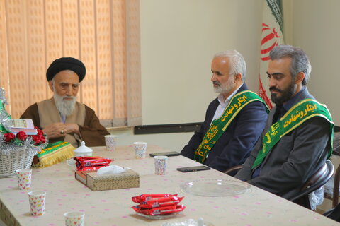 تجلیل از آیت الله موسوی اصفهانی
