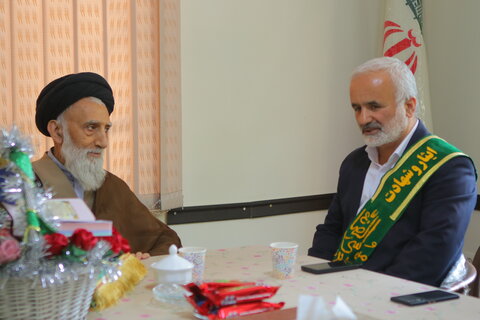 تجلیل از آیت الله موسوی اصفهانی