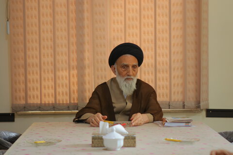 جلسه شورای معاونین